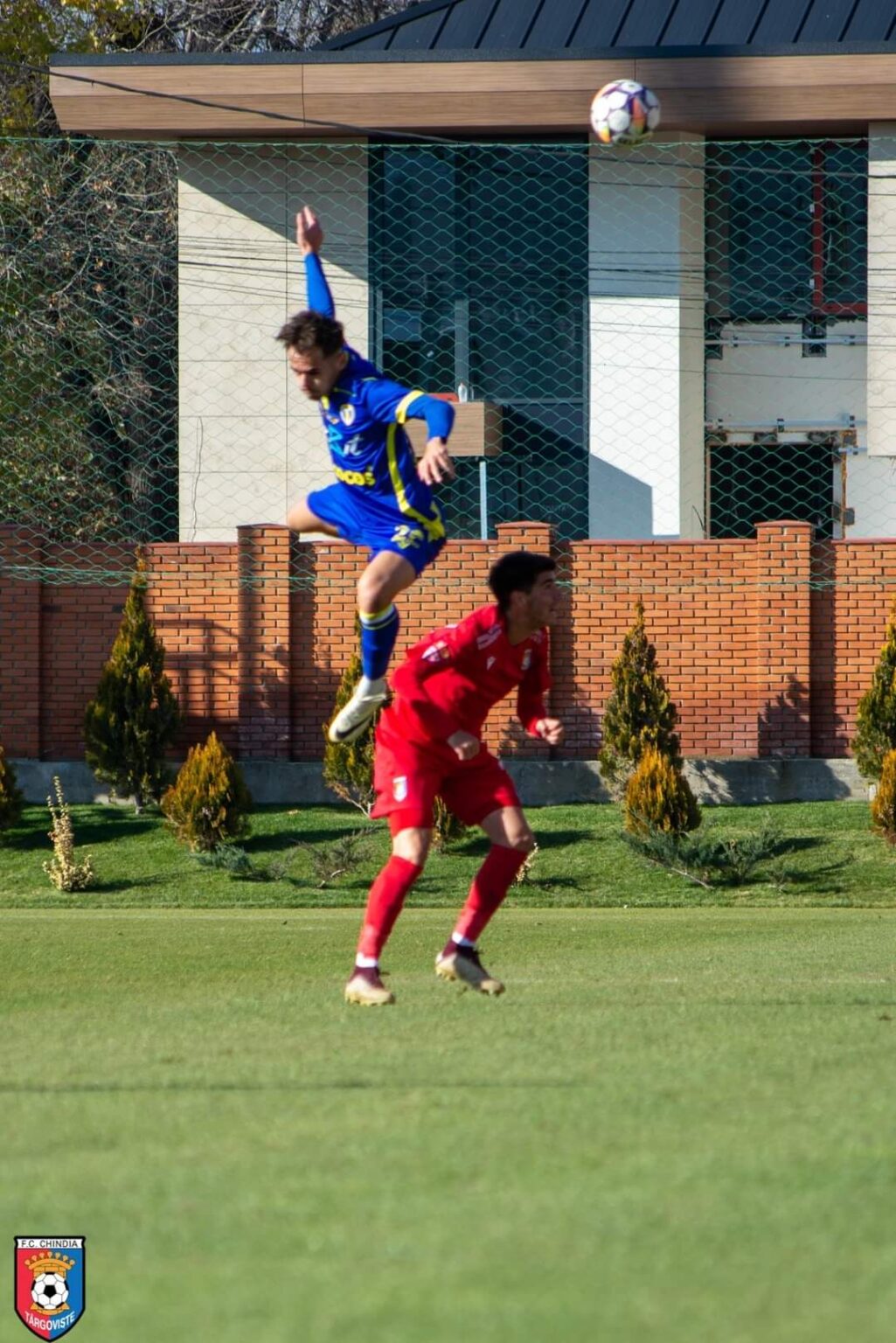 Petrolul Ploiești a demonstrat încă o dată că se află într-o formă de invidiat, învingând categoric Chindia Târgoviște cu scorul de 3-0 într-un meci amical disputat pe terenul dâmbovițenilor. 