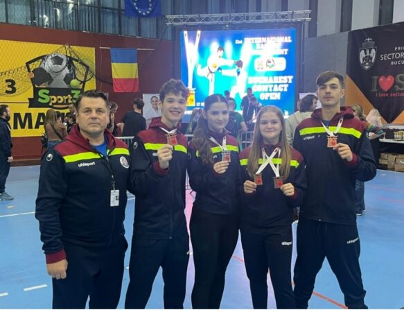 Echipa de karate a Clubului Sportiv Târgoviște a încheiat cu succes prestigiosul turneu internațional „Bucharest Contact Open”, ediția a XXI-a