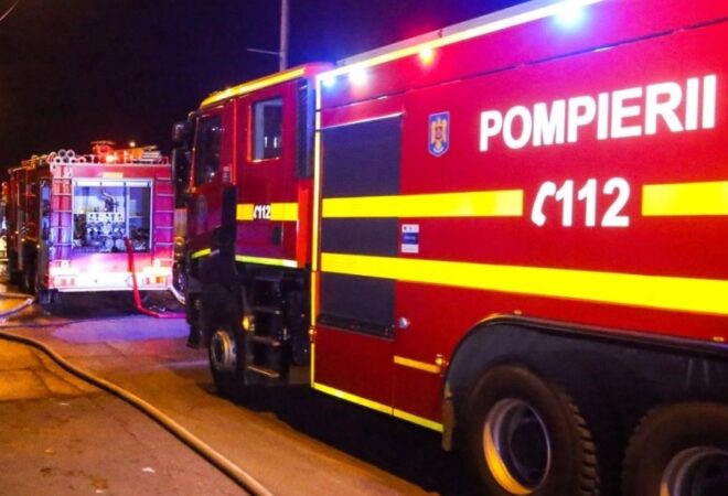 În seara de sâmbătă, 23 noiembrie, județul Dâmbovița a fost zguduit de un incident nefericit: un incendiu a izbucnit la Căminul Cultural