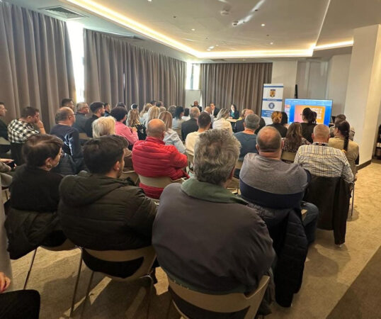 ITM Dâmbovița a organizat o întâlnire dedicată digitalizării activităților de securitate și sănătate în muncă, având ca scop informarea angajatorilor despre soluțiile inovatoare disponibile.