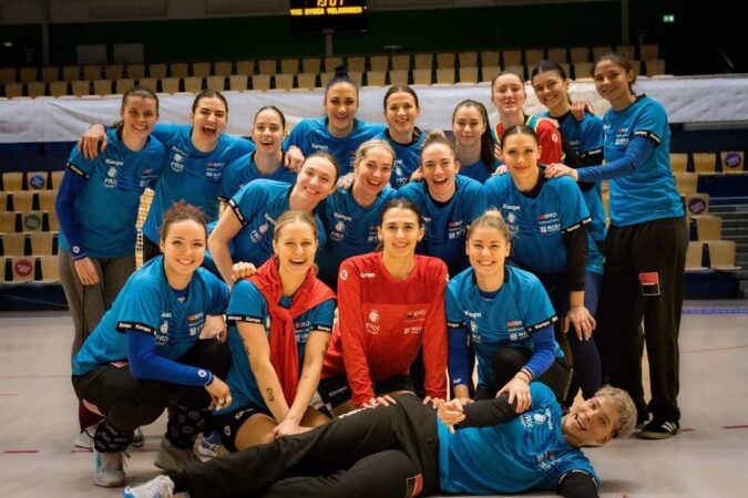 Naționala de handbal feminin a României se pregătește să scrie o nouă pagină în istoria competițiilor internaționale