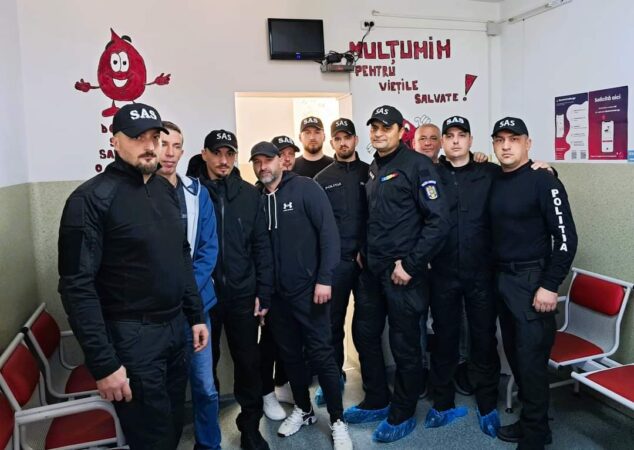 Un gest de solidaritate și curaj a fost realizat de polițiștii din cadrul Serviciului pentru Acțiuni Speciale Dâmbovița