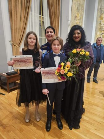 În cadrul celei de-a III-a ediții a Festivalului-Concurs Național de Muzică Clasică „Francisc Hubic”, elevii Școlii Populare de Arte „Octav Enigărescu”