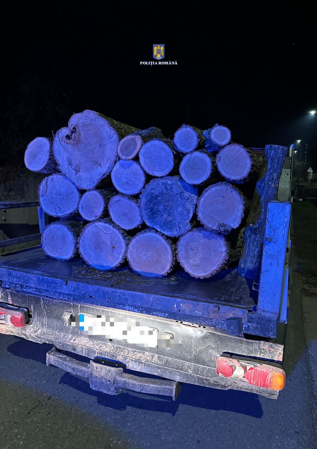 Polițiștii Secției nr. 8 Poliție Rurală Valea Mare au intensificat acțiunile de prevenire și combatere a transportului ilegal de material