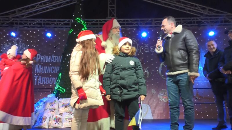 Primăria Târgoviștei este în aceste zile spiridușul de nădejde pentru Moș Crăciun În seara de 14 decembrie, Târgoviște a fost martora unui moment magic, care a adus cu sine strălucirea sărbătorilor de iarnă.