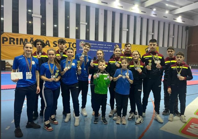 Sportivii de la Clubul Sportiv Târgoviște au strălucit la ediția din acest an a Cupei Scorpion la karate, desfășurată la Sala „Apollo” din București.