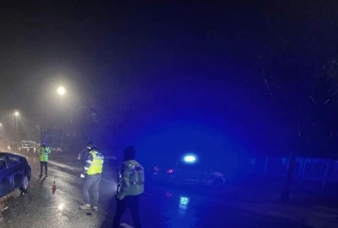 Un grav accident rutier a avut loc în localitatea Răcari, pe DN71, la intersecția cu DJ 601A, între două autoturisme.