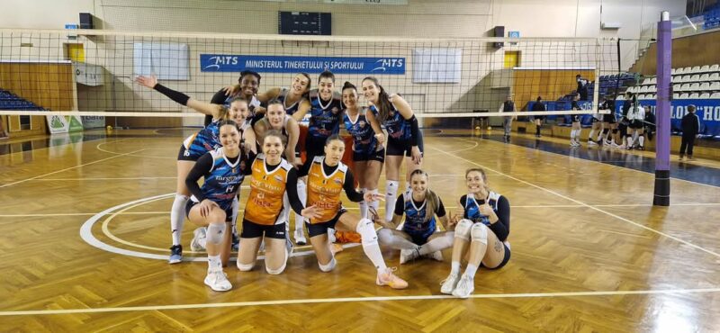 Echipa de volei a CSM Târgoviște a avut o prestație de excepție în deplasare, reușind să câștige cu un scor clar de 3-0 în fața celor