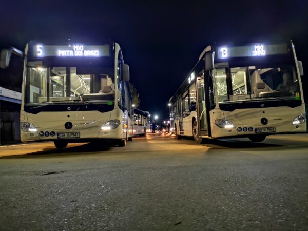 Municipiul Târgoviște se află pe locul 2 în topul național al accesibilității transportului public, într-un clasament realizat pe baza datelor din Google Traffic, Google Places, Airly și a opiniilor locuitorilor. 