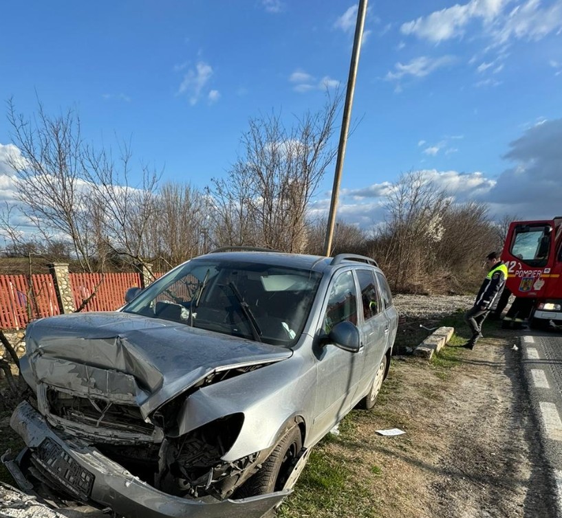 Un accident rutier a avut loc ieri, 16 ianuarie, în localitatea Cojasca, județul Dâmbovița, pe DJ 711, soldându-se cu un rănit. Potrivit informațiilor oferite de poliție
