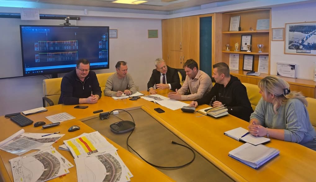 Toată săptămâna, la sediul proiectantului, au avut loc întâlniri importante pentru reanalizarea metru cu metru a limitei de expropriere pe DN71