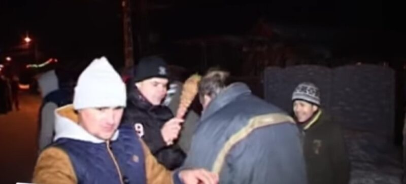 Ieri seara,  6 ianuarie 2025, comuna Gura Șuții a  deschis  porțile pentru a celebra una dintre cele mai îndrăgite tradiții locale – Iordanul.