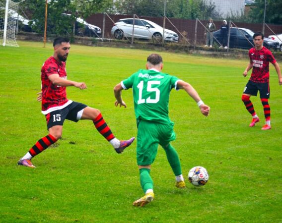 Roberto Ziduri, forța fotbalului județean: Locul 4 în Liga 4 și în sferturi de finală în Cupa României Echipa Roberto Ziduri continuă să impresioneze în fotbalul județean, demonstrând că se află într-o formă excelentă și în acest sezon.