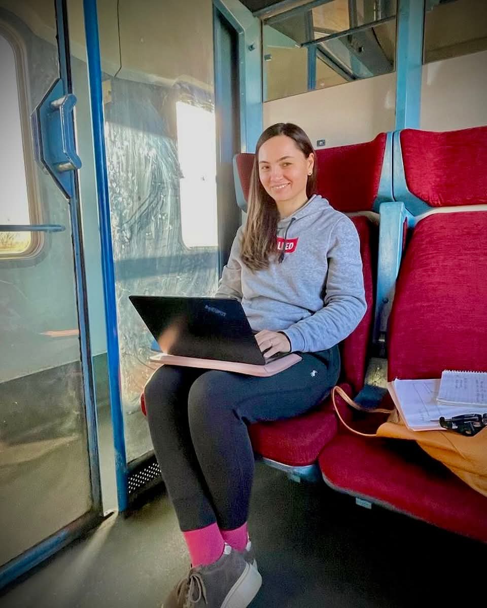 Începând cu 1 ianuarie 2025, studenții din România vor experimenta o schimbare semnificativă în modul în care își achiziționează biletele de tren.