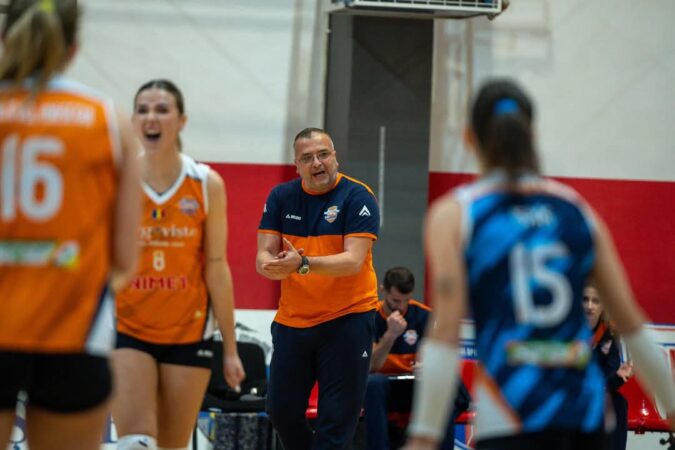 CSM Târgoviște pregătește o confruntare electrizantă în etapa a 17-a a Diviziei A1 de volei feminin Unul dintre cele mai așteptate meciuri ale etapei a 17-a va avea loc vineri, când CSM Târgoviște va întâlni la Târgoviște pe Volei Alba Blaj într-o dispută care promite