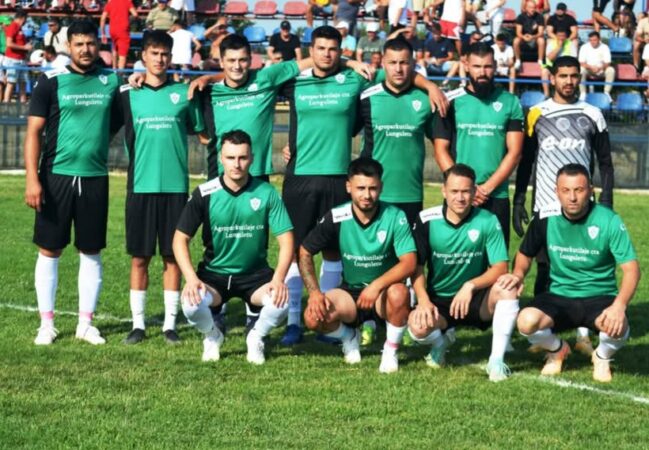 FC Lungulețu a devenit una dintre surprizele frumoase ale anului 2024, o echipă mică cu o mare ambiție, iar povestea sa este un exemplu de determinare și pasiune pentru fotbal.