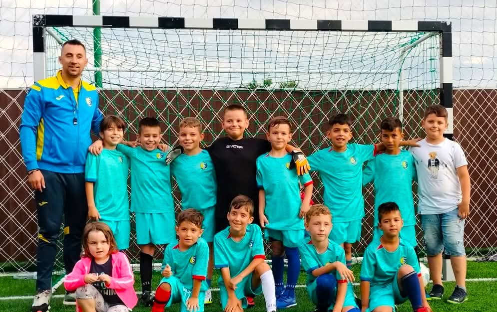 Gloria Iedera continuă să impresioneze în fotbalul dâmbovițean, fiind un exemplu de organizare și performanță atât la nivel de seniori, cât și la juniori.