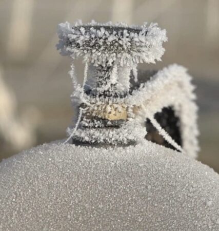 Toată țara se află sub influența unui val de aer polar care va aduce vreme rece și instabilă pe tot parcursul săptămânii.