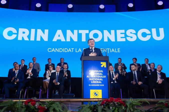 PNL a făcut ieri un pas decisiv pentru viitorul României, validând candidatura lui Crin Antonescu la alegerile prezidențiale din luna mai PNL a făcut ieri un pas decisiv pentru viitorul României, validând candidatura lui Crin Antonescu la alegerile prezidențiale din luna mai.