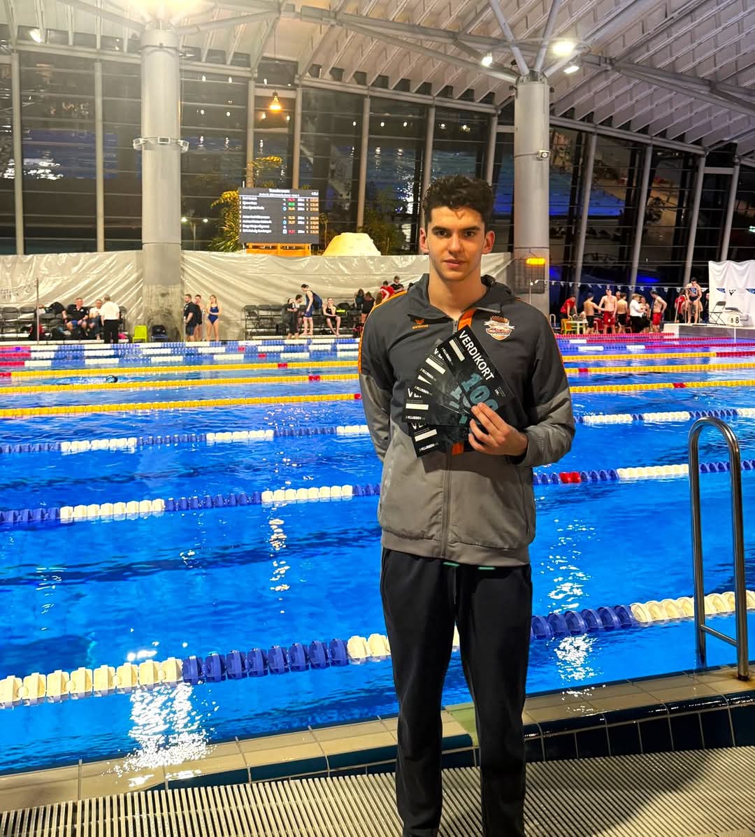 Sportivul Stefan Rachieru a impresionat la competiția internațională TRØNDERSVØM din Trondheim, Norvegia, unde a reușit să câștige 5 medalii