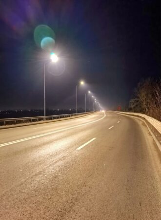 Primăria Târgoviște a finalizat o investiție importantă pe Bulevardul Eroilor, care va aduce un plus de siguranță și confort atât pentru șoferi