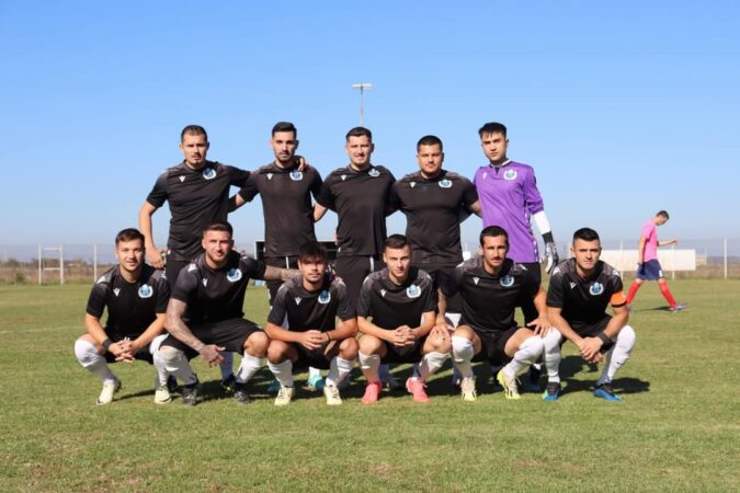 Echipa de fotbal Dentaș Tărtășești scrie o poveste frumoasă în Liga 5, Seria Sud, și își dorește mai mult decât niciodată să ajungă în elita fotbalului dâmbovițean.