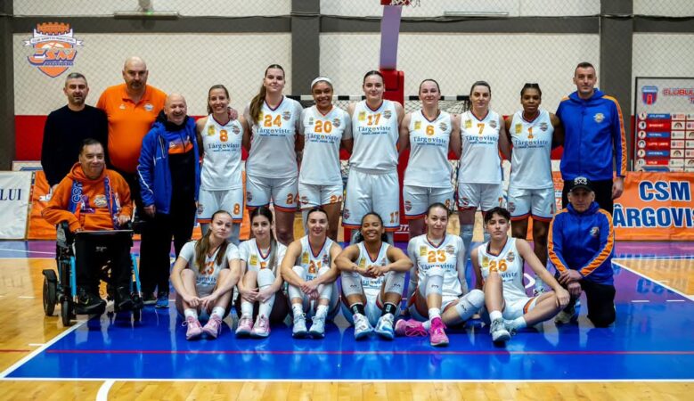 CSM Târgoviște: Luptă aprigă până la ultima secundă, înfrângere după prelungiri în fața FCC UAV Arad CSM Târgoviște a demonstrat încă o dată că este o echipă cu un spirit de luptă de neclintit, chiar și în fața unei înfrângeri greu de acceptat.