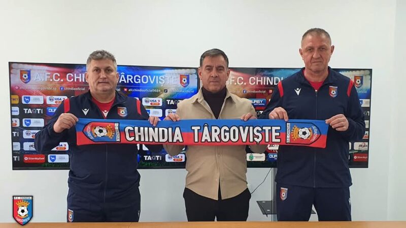 Chindia Târgoviște își întărește staff-ul tehnic: Constantin Pană, antrenor principal iar Cristinel Țermure, antrenor secund. Într-un moment important pentru echipă, Chindia Târgoviște anunță două nume mari care se alătură staff-ului tehnic. Constantin Pană preia funcția de antrenor principal