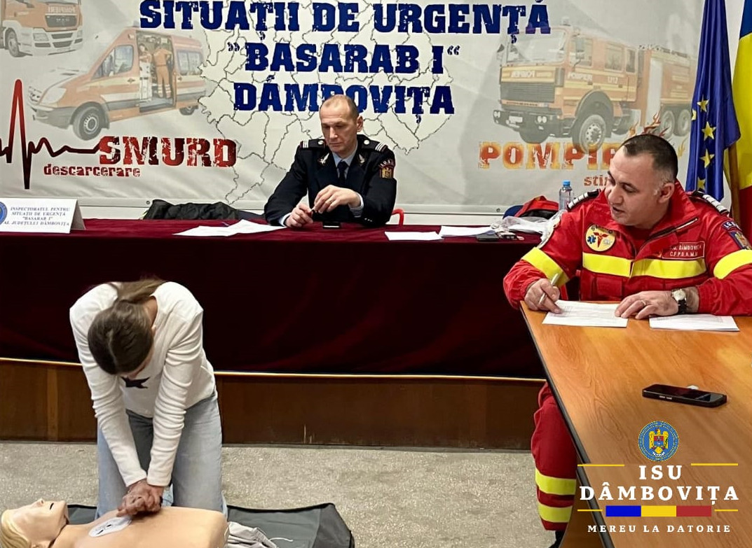 În weekend, un grup de 12 voluntari entuziaști a trecut cu succes prin procesul de formare intensă la Inspectoratul pentru Situații de Urgență „Basarab I”
