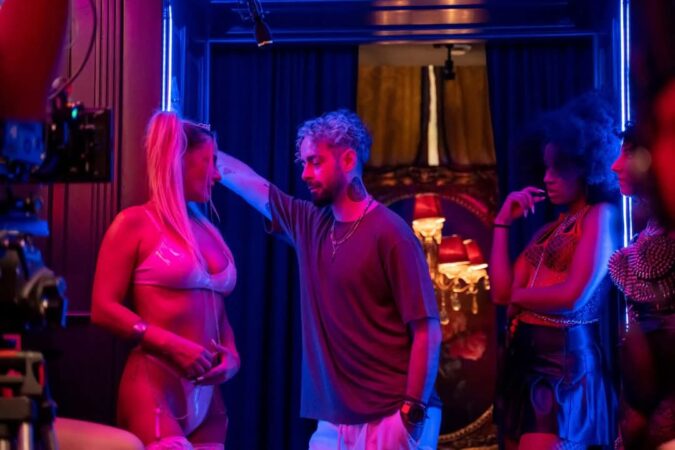 Dacă ești în căutarea unei comedii care să îți aducă zâmbetul pe buze și să îți însenineze seara, atunci „Mentorii” este filmul pe care nu trebuie să-l ratezi!