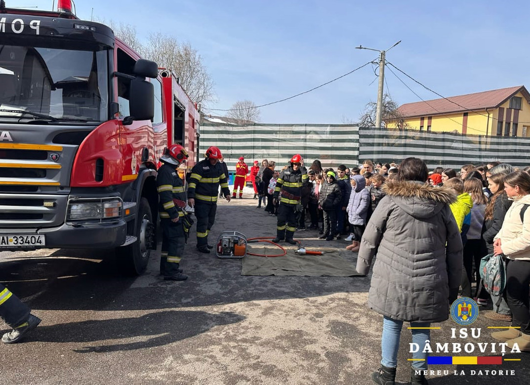 Săptămâna Protecției Civile în județul Dâmbovița.Un om informat este un om protejat!