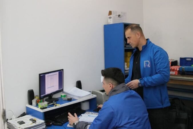 Atenție, șoferi! RAR avertizează asupra riscurilor reparațiilor auto în ateliere neautorizate Siguranța în trafic începe cu reparații de calitate! Registrul Auto Român (RAR) trage un semnal de alarmă privind riscurile pe care le pot aduce lucrările efectuate