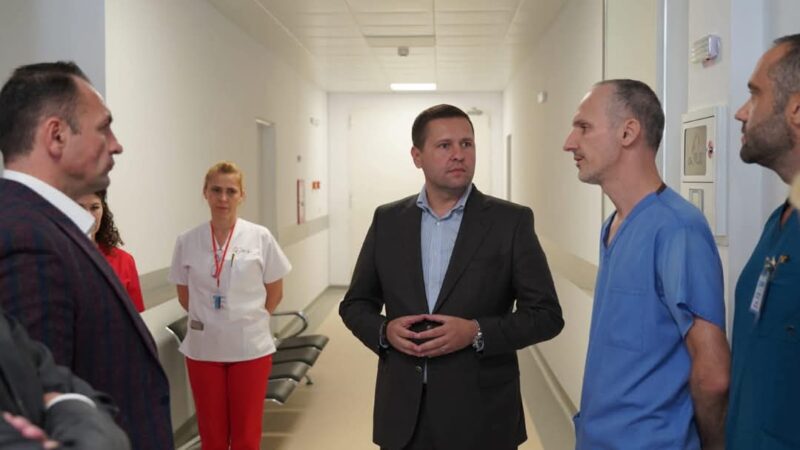 Investiții majore în infrastructura medicală: 3 milioane de lei pentru Spitalul Pucioasa și Spitalul Județean de Urgență Târgoviște Consiliul Județean Dâmbovița, sub conducerea președintelui Corneliu Ștefan, anunță un pas important în sprijinul sistemului medical din județ.