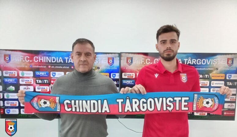 Vlad Antonio, un nou capitol la Chindia Târgoviște, mijlocașul semnează cu echipa dâmbovițeană Chindia Târgoviște a adus în lotul său și pe Vlad Antonio, un fotbalist cu experiență în Liga 2 și competițiile internaționale de juniori. Mijlocașul de 25 de ani, care a evoluat de-a lungul carierei la echipe precum CSM Focșani, CSA Steaua București, Corvinul Hunedoara, Farul Constanța și Viitorul Constanța, se alătură grupării dâmbovițene cu speranța de a contribui la succesul echipei.
