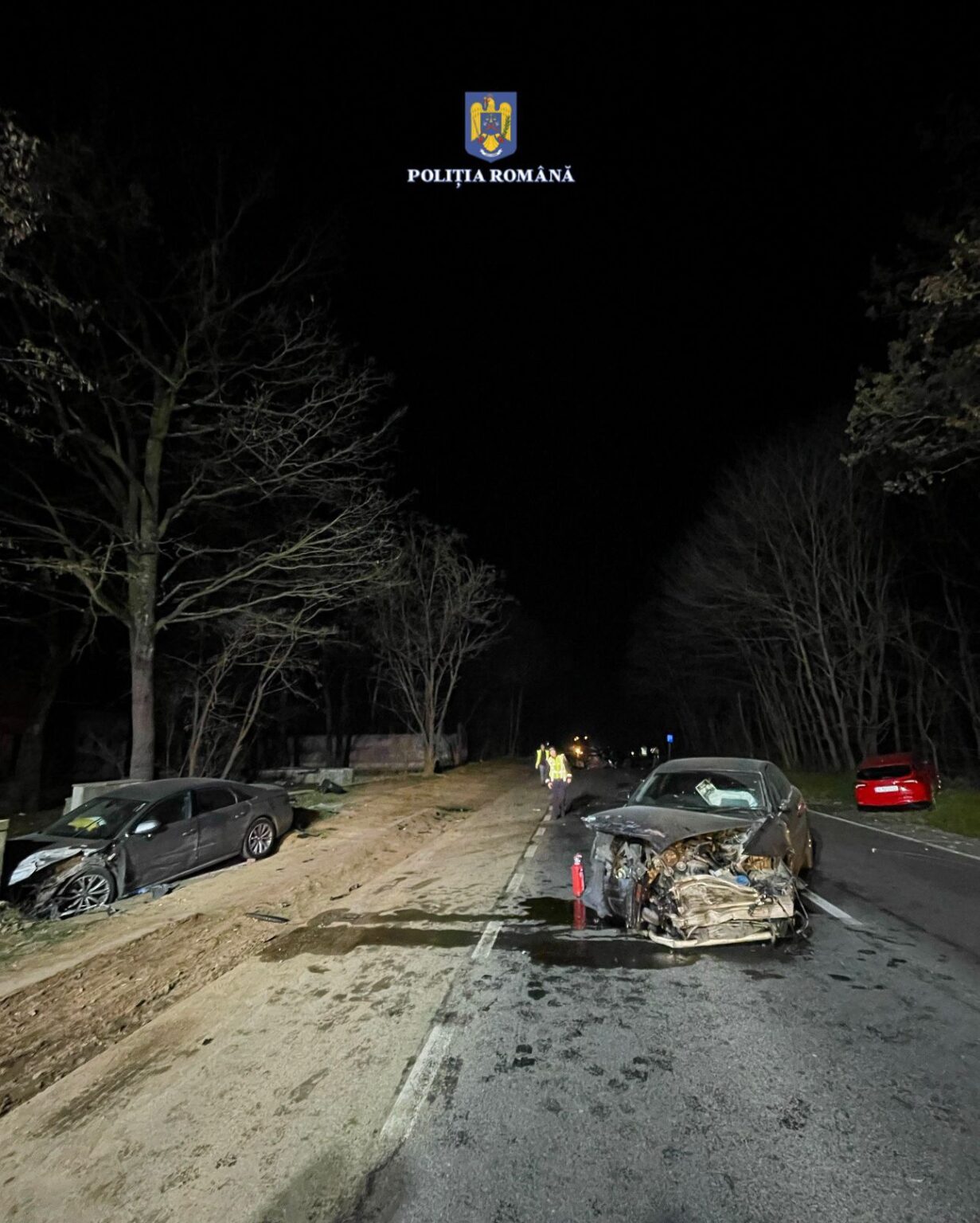 Carambol la Priseaca: Patru autoturisme implicate într-un accident pe DN 72A Târgoviște-Câmpulung Un accident grav a avut loc pe drumul național 72A, în localitatea Priseaca, în județul Dâmbovița. Coliziunea a fost între patru autoturisme conduse de bărbați cu vârste cuprinse între 18 și 36 de ani, iar în urma impactului, patru persoane au fost rănite, inclusiv un copil de doar 8 ani.