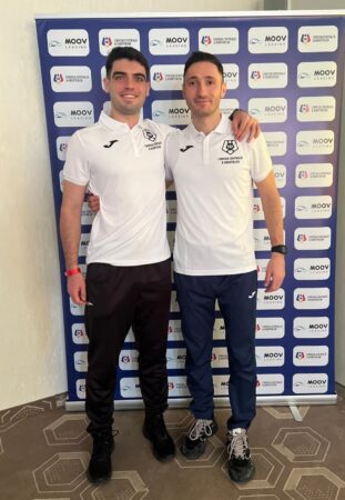 Arbitrii dâmbovițeni,performanță deosebită în Liga 2: Andrei Vremăroiu și Mihai Motan au trecut cu brio testele sezonului! Supriza de iarnă a arbitrajului din Liga 2 vine din județul Dâmbovița! Andrei Vremăroiu din Moreni și Mihai Motan din Târgoviște au impresionat la seminarul de iarnă