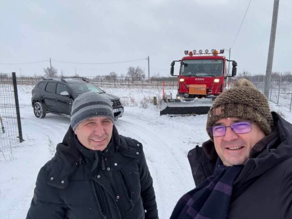În urma unui efort susținut din partea autorităților și echipelor de intervenție, orașul Răcari a reușit să depășească rapid provocările aduse de ninsorile recente.