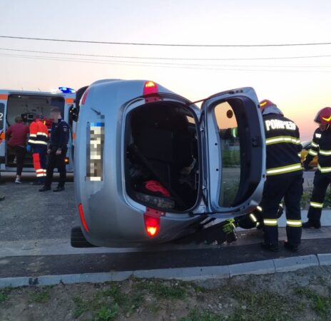 A văzut moartea cu ochii: A ajuns cu mașina în șanț pe DN 72 Târgoviște- Ploiești Un incident rutier a avut loc pe DN 72, în localitatea Săcuieni, fără a se înregistra victime. Un bărbat de 73 de ani, din comuna Gura Ocniței