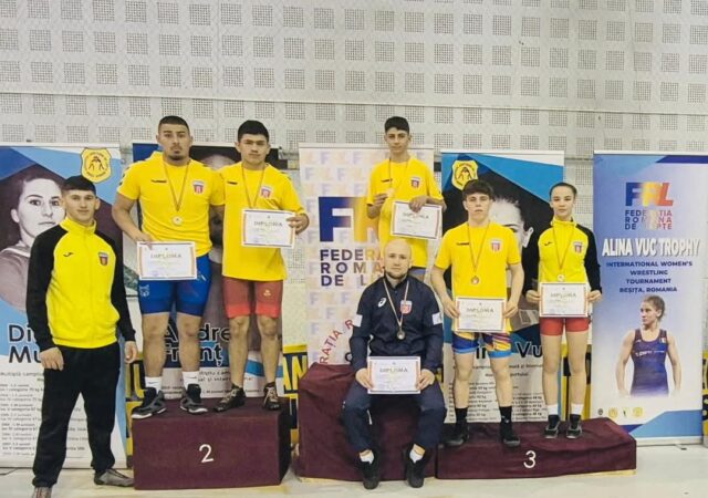 Clubul Sportiv Școlar Târgoviște, pe podium la Campionatul Național Școlar de Lupte Libere și Lupte Feminine Clubul Sportiv Școlar Târgoviște a avut o performanță remarcabilă la Campionatul Național Școlar de Lupte Libere și Lupte Feminine, desfășurat la Reșița între 21 și 23 martie