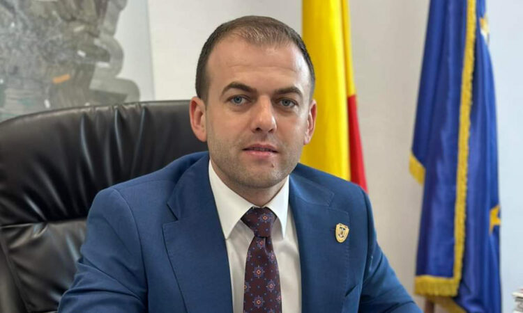 În perioada aglomerată de sfârșit de lună, Primăria Răzvad vine în sprijinul locuitorilor prin extinderea programului de lucru al Casieriei Taxe și Impozite