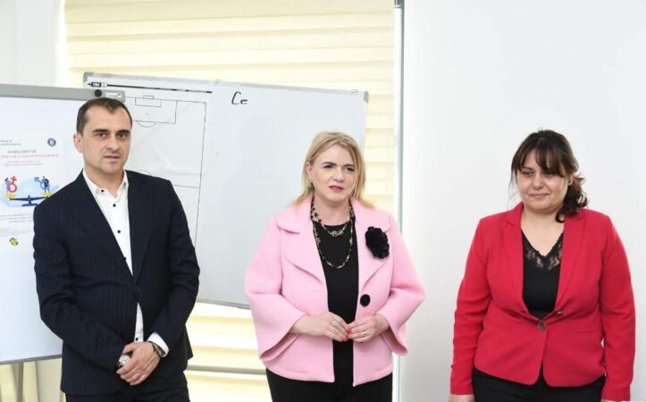 Studenții de la Drept, pregătiți de ITM Dâmbovița pentru provocările pieței muncii La Facultatea de Drept și Științe Administrative din cadrul Universității Valahia din Târgoviște, a avut loc, în cadrul proiectului educațional „Studenții de azi,