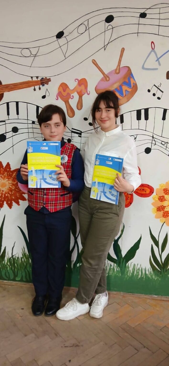 Primăvara a început cu vești excelente pentru Liceul de Arte „Bălașa Doamna” din Târgoviște! La Concursul Național de Teoria Muzicii „Constantin Constantinescu”, desfășurat la Iași în perioada 28 februarie - 1 martie 2025, elevii noștri au obținut premii de top, demonstrând talentul și cunoștințele lor remarcabile în teoria muzicii.