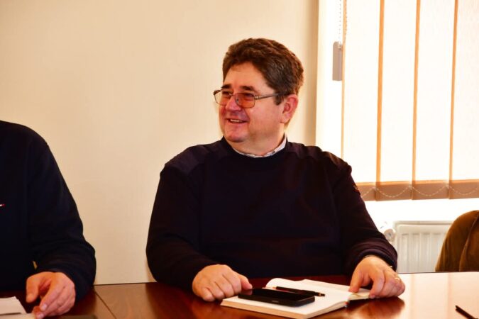 Răcari se modernizează: Piste de biciclete, alei pietonale și străzi noi pentru un oraș mai sustenabil Orașul Răcari va beneficia de un proiect de mobilitate urbană important, care va transforma infrastructura locală și va contribui la dezvoltarea unei comunități mai moderne