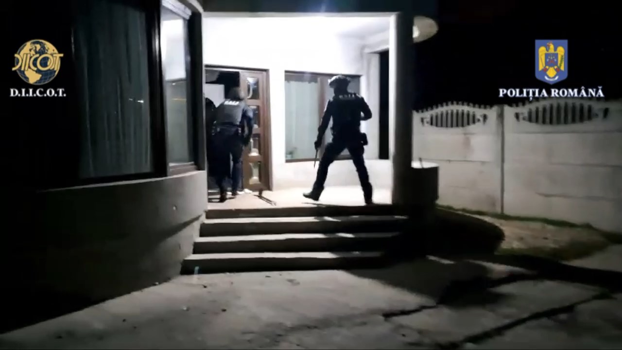 Ieri, 4 martie 2025, procurorii Direcției de Investigare a Infracțiunilor de Criminalitate Organizată și Terorism – Serviciul Teritorial Pitești