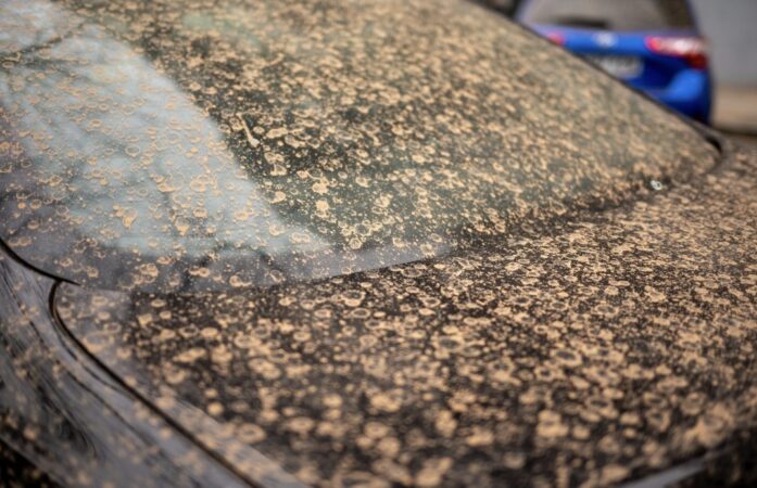 Atenție la calitatea aerului: Valul de praf saharian ajunge astăzi la apogeu în toată țara În perioada 23-27 martie 2025, România se află sub influența unui val masiv de praf saharian, iar astăzi, 24 martie, fenomenul atinge un vârf