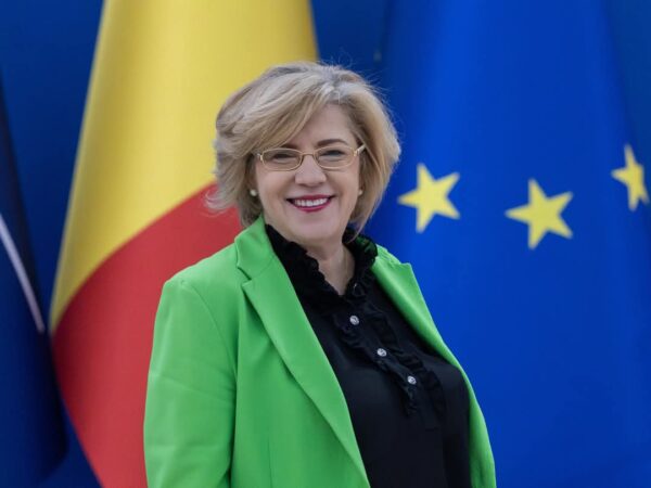 Corina Crețu, președinte interimar al Agenției pentru Monitorizarea Performanțelor Întreprinderilor Publice, promovează eficiența în Administrația Publică Corina Crețu, fost comisar european și cunoscută pentru activitatea sa în domeniul politicii regionale, a fost numită președinte interimar al Agenției pentru Monitorizarea
