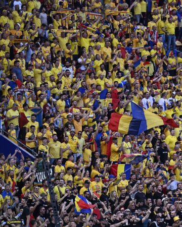 Peste 45.000 de suporteri și-au luat deja bilete pentru a susține echipa națională la meciul de debut din preliminariile Campionatului Mondial 2026, România - Bosnia și Herțegovina, programat pe 21 martie, ora 21:45, pe Arena Națională!