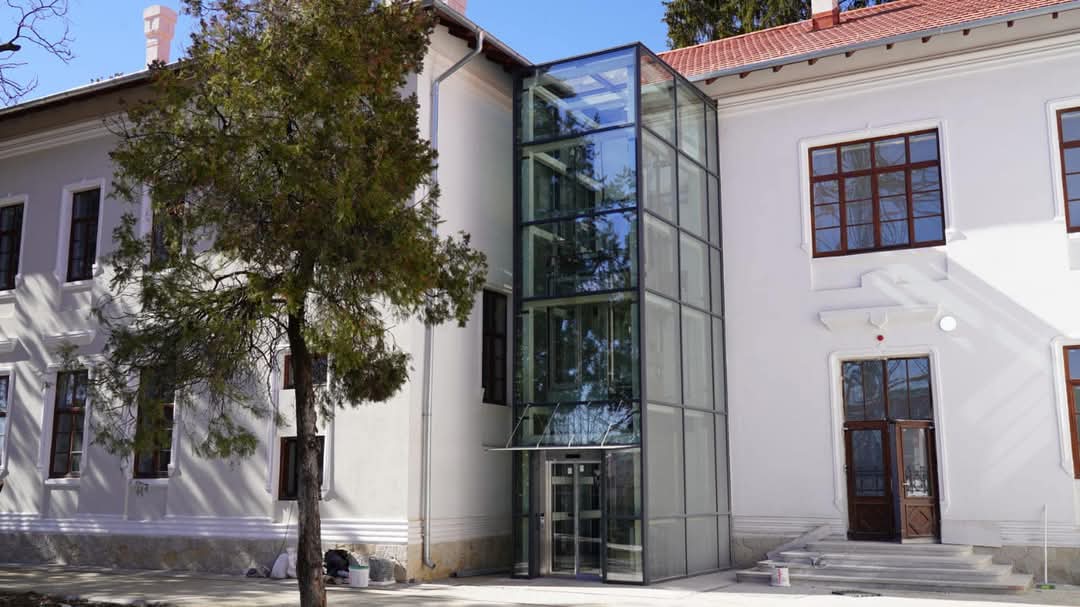 Fosta Școală de Cavalerie din Târgoviște renaște ca simbol al viitorului județului Dâmbovița