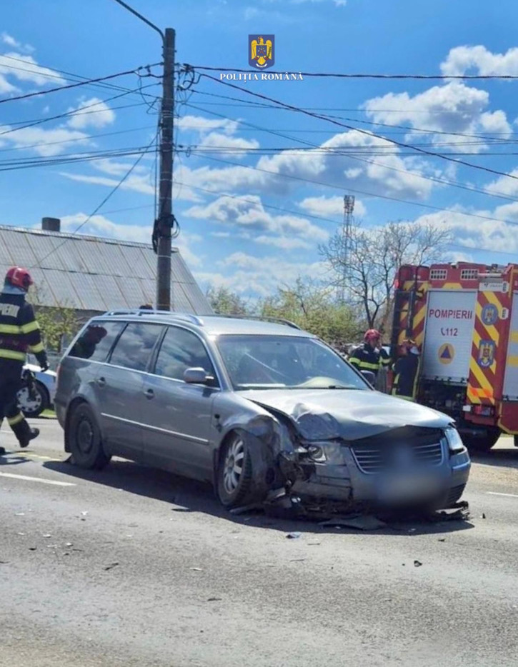 Ieri, 9 aprilie, în jurul orei 12:15, polițiștii din cadrul Poliției Orașului Găești au intervenit rapid la un accident rutier care a avut loc pe Drumul Național 7,