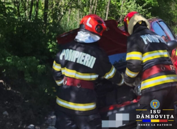 Pompierii dâmbovițeni au fost solicitați pentru a interveni la un accident rutier produs în municipiul Moreni. La fața locului au ajuns rapid o autospecială de stingere cu modul de descarcerare și un echipaj SMURD.